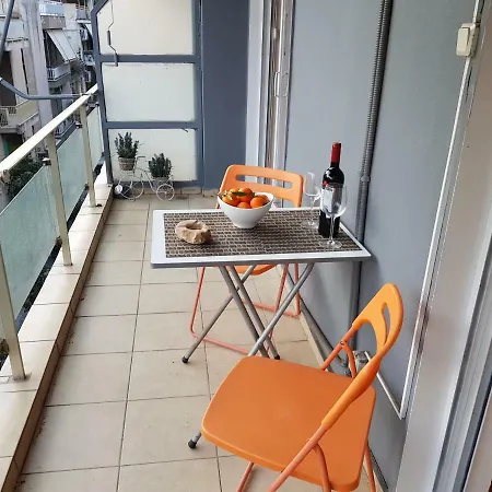 Homely @acropolis Museum Apartament *